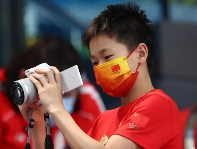 你既然回了叶家，一定要继承你父亲的遗志、将叶家发扬光大。